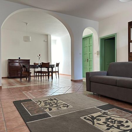 Апартаменты Palazzo Dei Pavoni Бриндизи Экстерьер фото